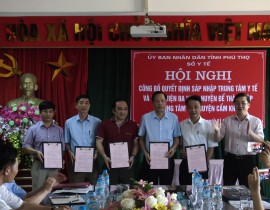 Hội nghị công bố sáp nhập trung tâm Y tế và bệnh viện đa khoa huyện  Cẩm Khê thành lập trung tâm Y tế hai chức năng